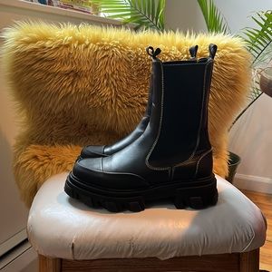 GANNI size 38 - LIKE NEW